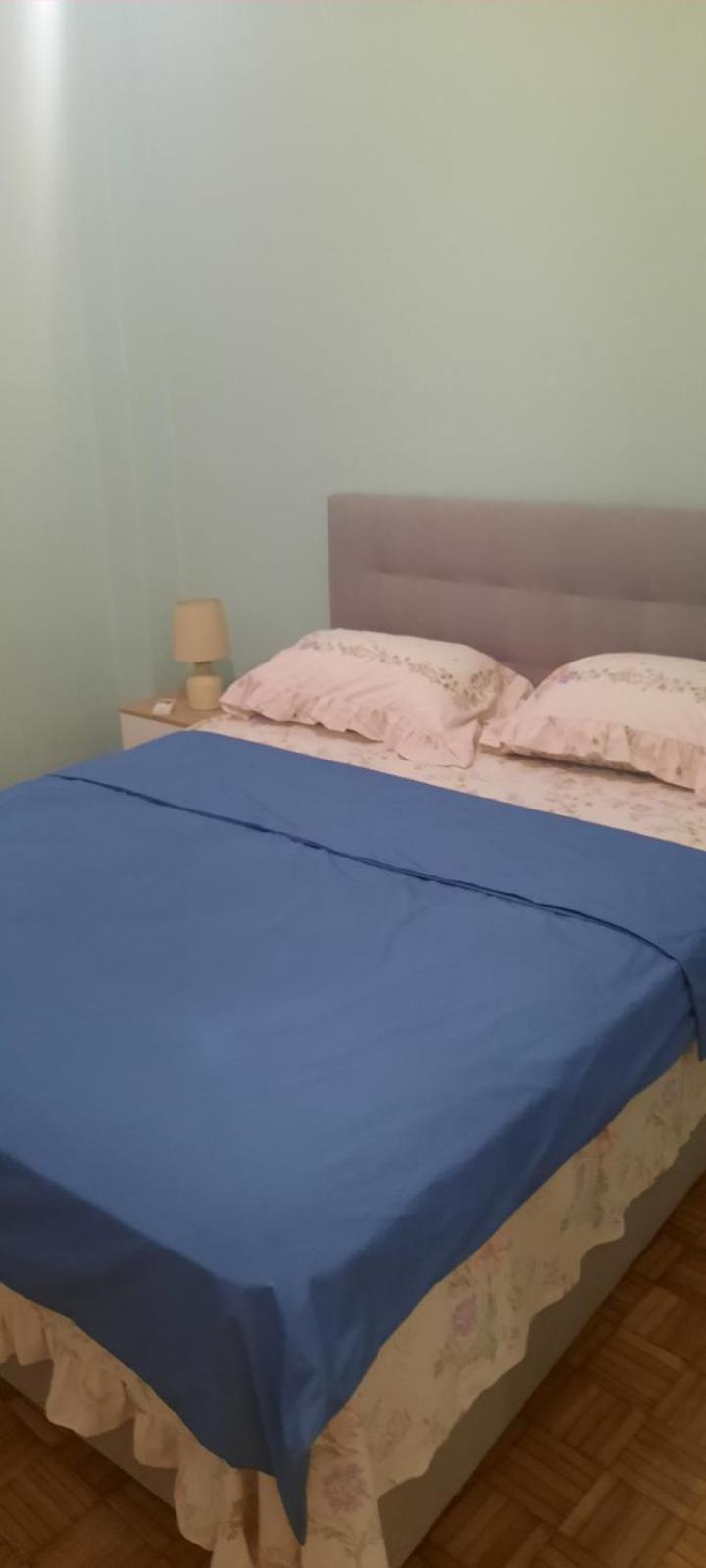 Apartment Univercity Place *